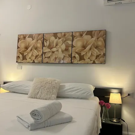 Apartment Residenza Donatello 35 *